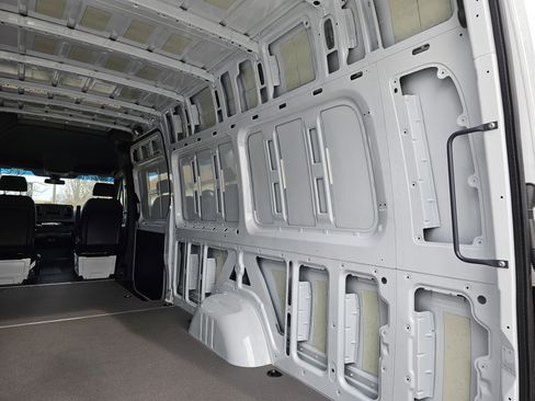 New 2025 Mercedes-Benz Sprinter 2500 image 16