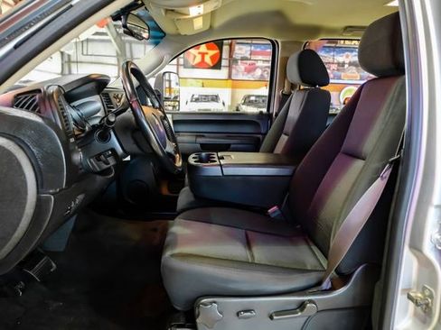 Used 2012 Chevrolet Silverado 2500 LT w/ Interior Plus Package image 6