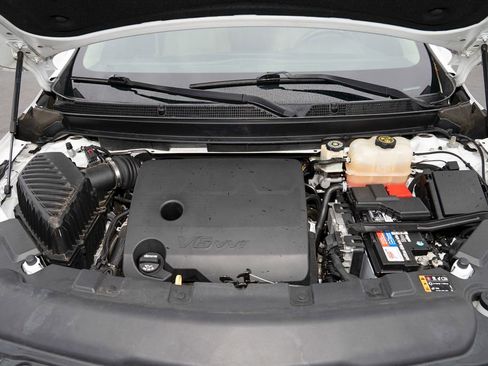 Used 2018 Buick Enclave Essence FWD image 21