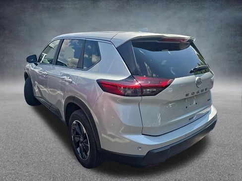 Used 2025 Nissan Rogue SV AWD/4WD image 5