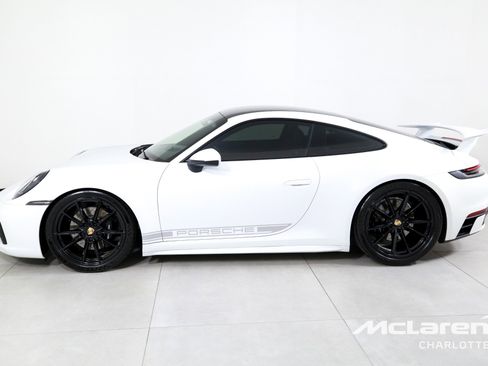 Used 2021 Porsche 911 Carrera S RWD image 5