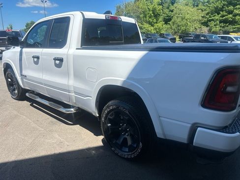 Used 2026 RAM 1500 Big Horn w/ Night Edition AWD/4WD image 4