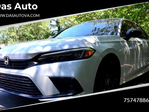 Used 2022 Honda Civic Sport image 1