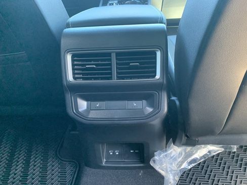 New 2025 Volkswagen Atlas Cross Sport SEL Premium R-Line image 15