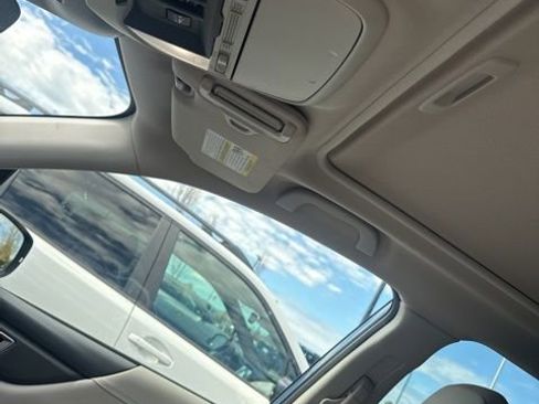 Used 2023 Subaru Forester Limited image 11