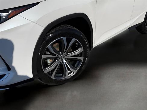 Used 2020 Lexus RX 350L FWD image 3