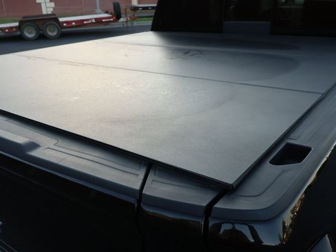 Used 2024 GMC Sierra 1500 AT4 w/ Technology Package image 30