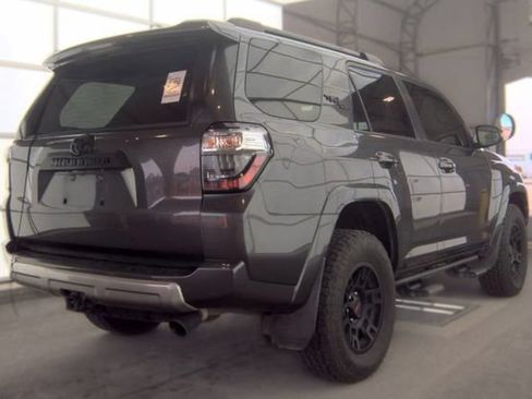 Used 2019 Toyota 4Runner TRD Off-Road Premium AWD/4WD image 2