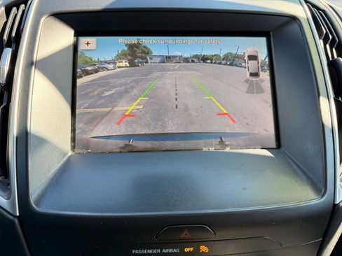 Used 2019 Ford Edge SEL w/ Equipment Group 201A FWD image 15