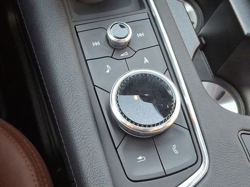 Certified 2025 Cadillac XT5 Sportv w/ Technology Package image 27