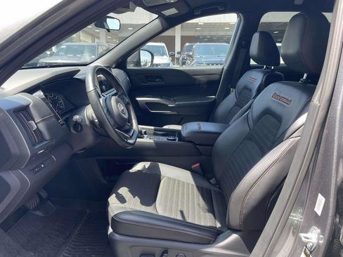 Used 2024 Nissan Pathfinder Rock Creek AWD/4WD image 20