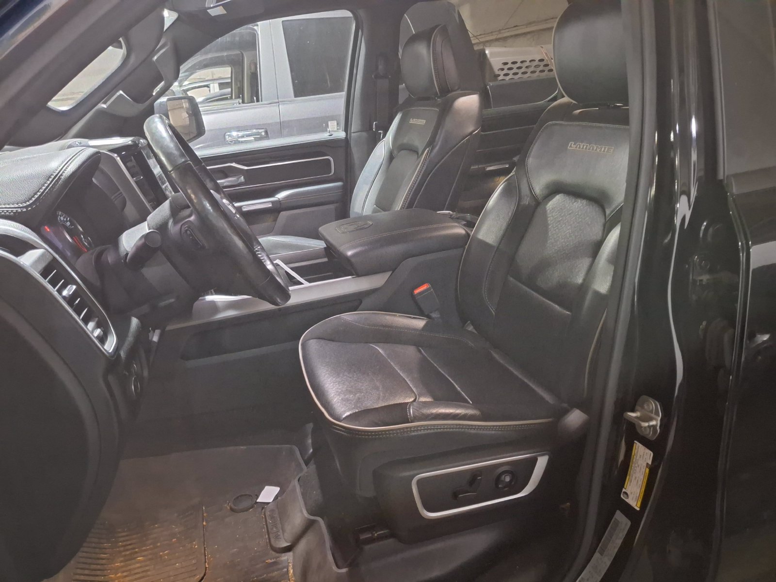 Certified 2020 RAM 1500 Laramie w/ Sport Appearance Package AWD/4WD image 10