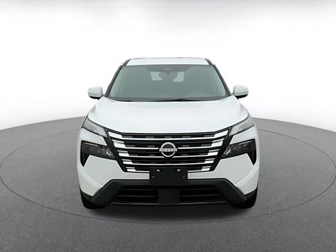 Used 2025 Nissan Rogue SV AWD/4WD image 4