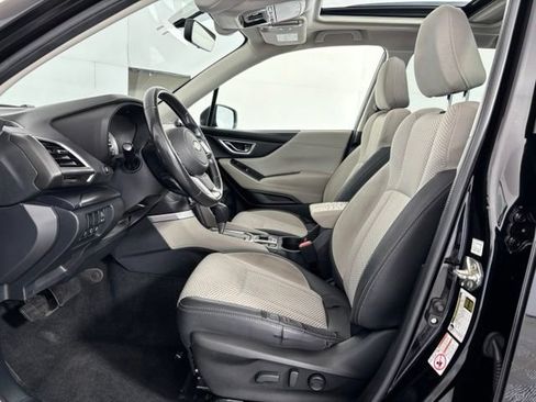 Used 2019 Subaru Forester Premium AWD/4WD image 11