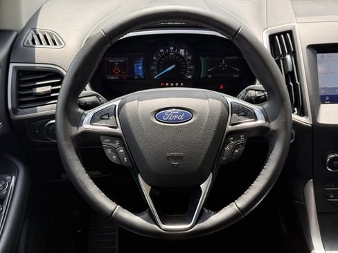 Used 2020 Ford Edge SEL w/ Convenience Package FWD image 15