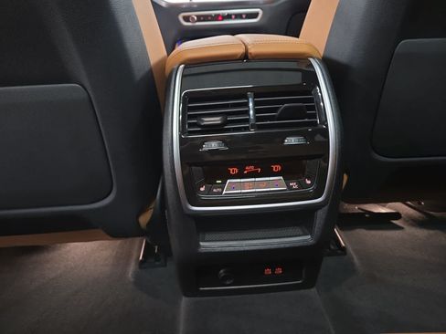 Used 2026 BMW X5 xDrive40i w/ Climate Comfort Package AWD/4WD image 36