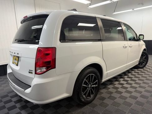 Used 2018 Dodge Grand Caravan GT FWD image 6