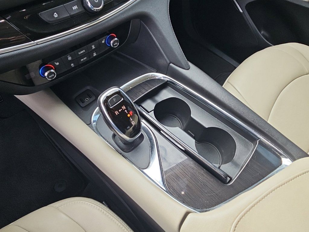 Used 2019 Buick Enclave Essence FWD image 19