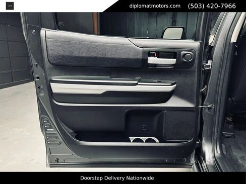 Used 2021 Toyota Tundra SR5 w/ SR5 Upgrade Package AWD/4WD image 26
