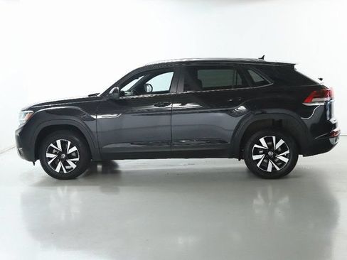 Used 2023 Volkswagen Atlas Cross Sport SE AWD/4WD image 39