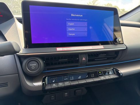 New 2027 Toyota Prius FWD image 33