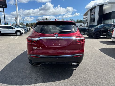 Used 2020 Buick Enclave Premium w/ Sun and Sites Package AWD/4WD image 4