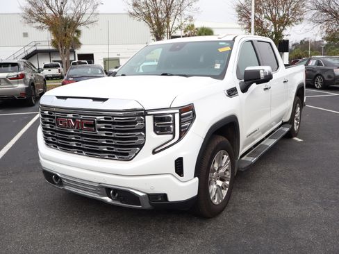 Used 2022 GMC Sierra 1500 Denali image 7