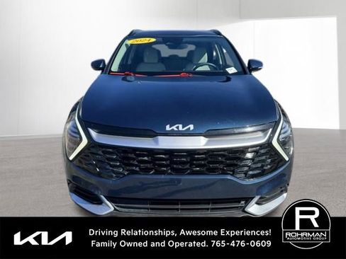 Used 2024 Kia Sportage EX w/ EX Premium Package image 2