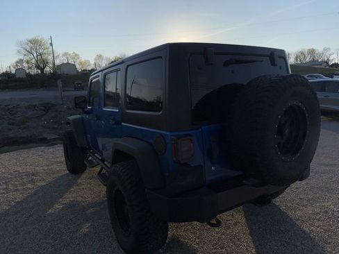 Used 2016 Jeep Wrangler Unlimited Sport image 15