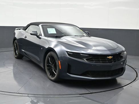 Used 2020 Chevrolet Camaro LT image 8