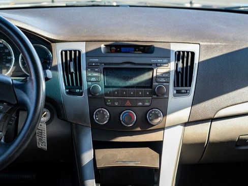 Used 2009 Hyundai Sonata GLS image 18