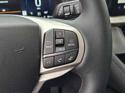 New 2026 Ford Explorer Active AWD/4WD image 11