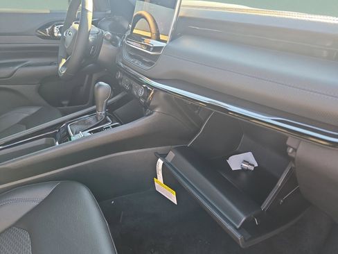 New 2026 Jeep Compass Latitude image 29