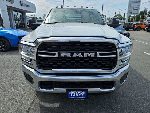 Used 2024 RAM 3500 SLT w/ Quick Order Package 2YG SLT AWD/4WD image 7