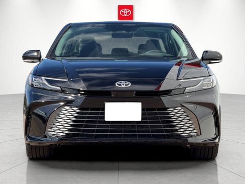 New 2026 Toyota Camry XLE image 7