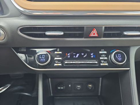 Used 2020 Hyundai Sonata Limited FWD image 19