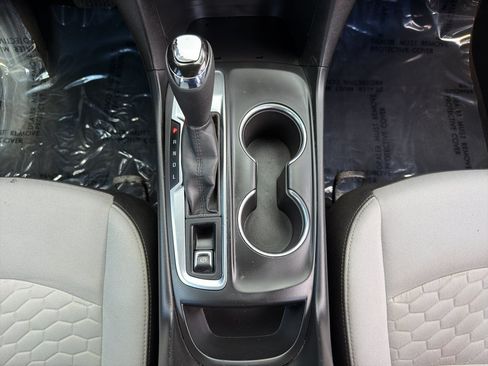 Used 2019 Chevrolet Equinox LS FWD image 15