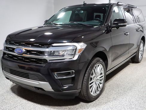 Used 2023 Ford Expedition Max Limited AWD/4WD image 35