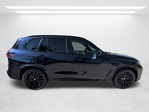 New 2026 BMW X5 xDrive40i w/ M Sport Package AWD/4WD image 3