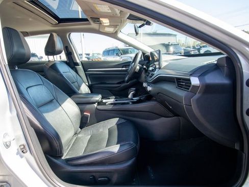 Used 2023 Nissan Altima 2.5 SL image 12