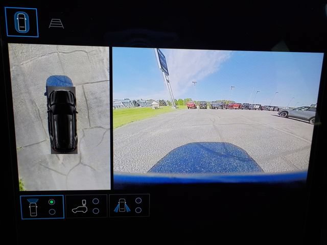 New 2026 GMC Terrain AT4 w/ Technology Package II AWD/4WD image 36