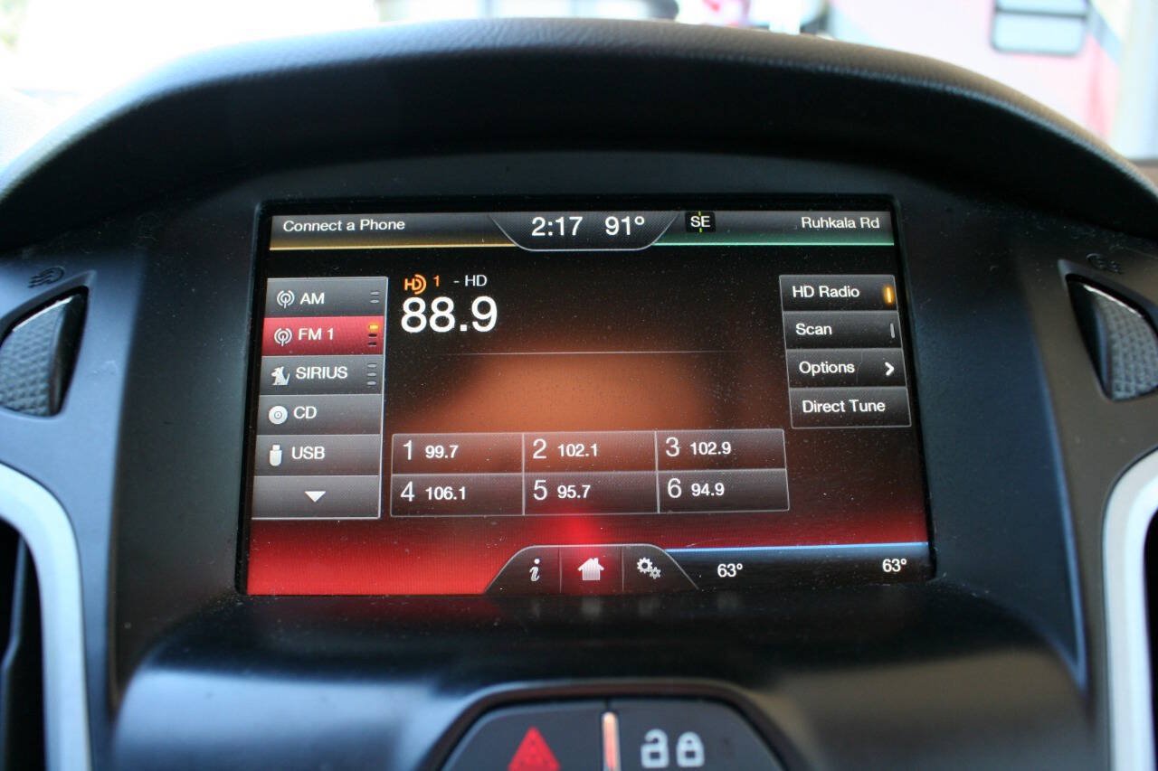 Used 2014 Ford Focus SE w/ Equipment Group 201A FWD image 20
