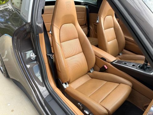 Used 2015 Porsche 911 Targa 4 image 20