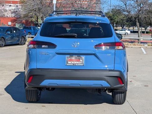 New 2026 Toyota Corolla Cross LE image 5