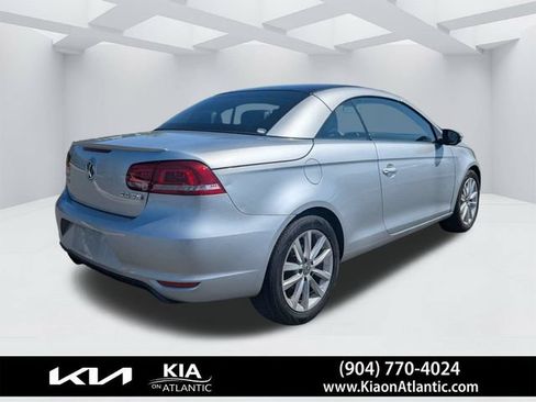 Used 2014 Volkswagen Eos Komfort FWD image 3