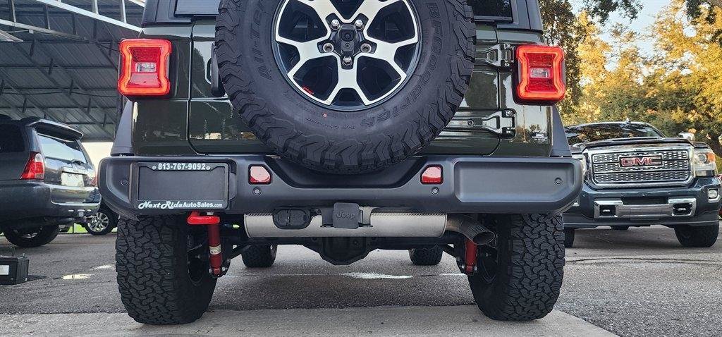 Used 2022 Jeep Wrangler Rubicon w/ LED Lighting Group AWD/4WD image 11