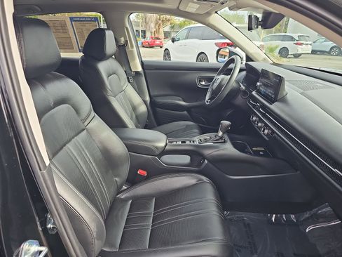 Certified 2024 Honda HR-V EX-L image 10