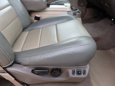 Used 2003 Ford Excursion Eddie Bauer image 43