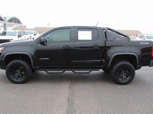 Used 2020 Chevrolet Colorado ZR2 w/ ZR2 Midnight Special Edition image 9