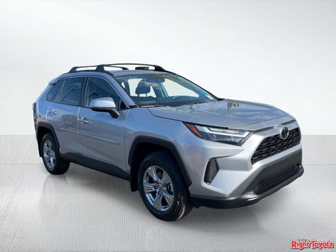 Certified 2024 Toyota RAV4 XLE w/ Convenience Package AWD/4WD image 9